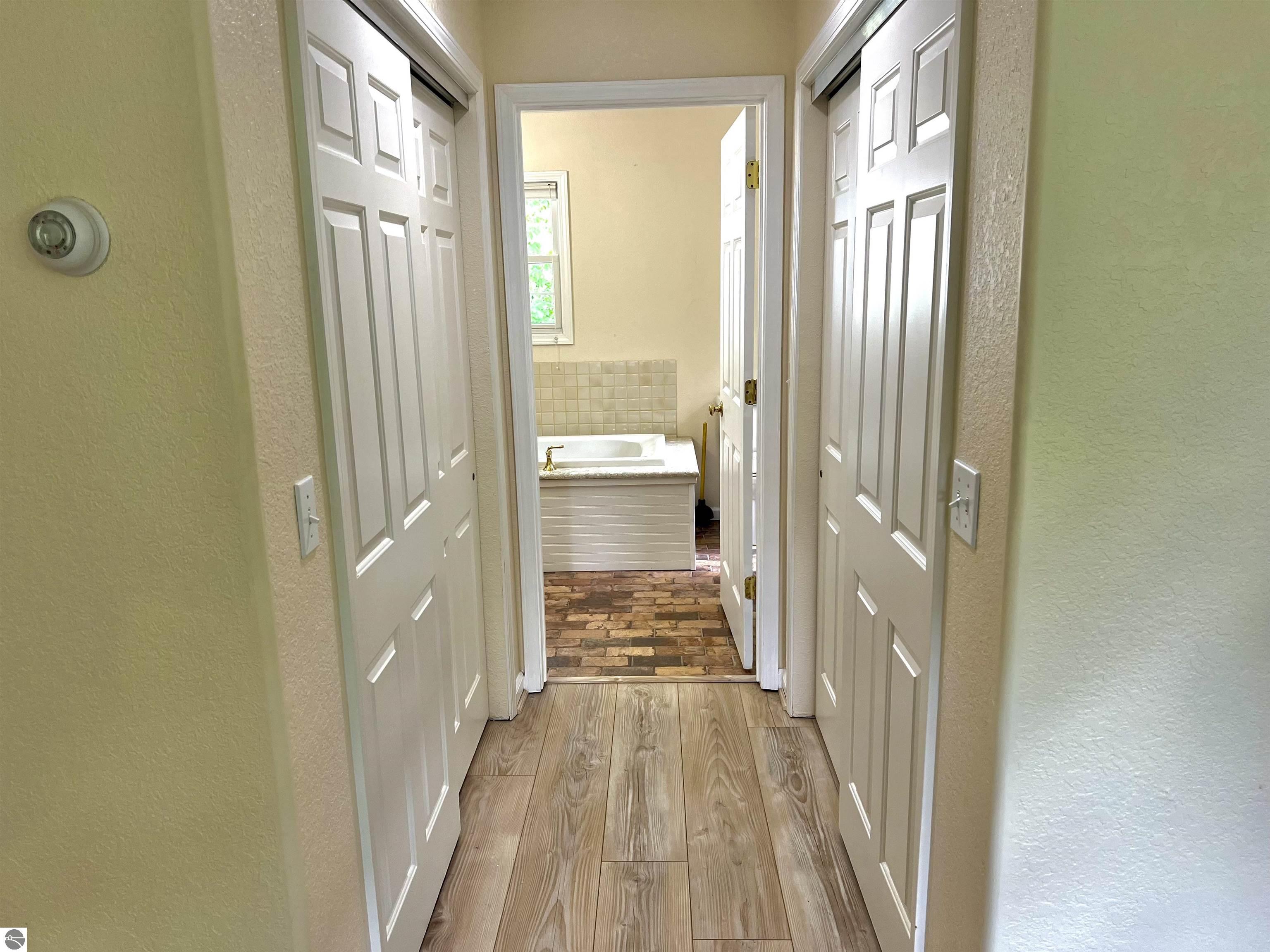Traverse City, Michigan, 49686, United States, 4 Bedrooms Bedrooms, ,3 BathroomsBathrooms,Residential,For Sale,1883605