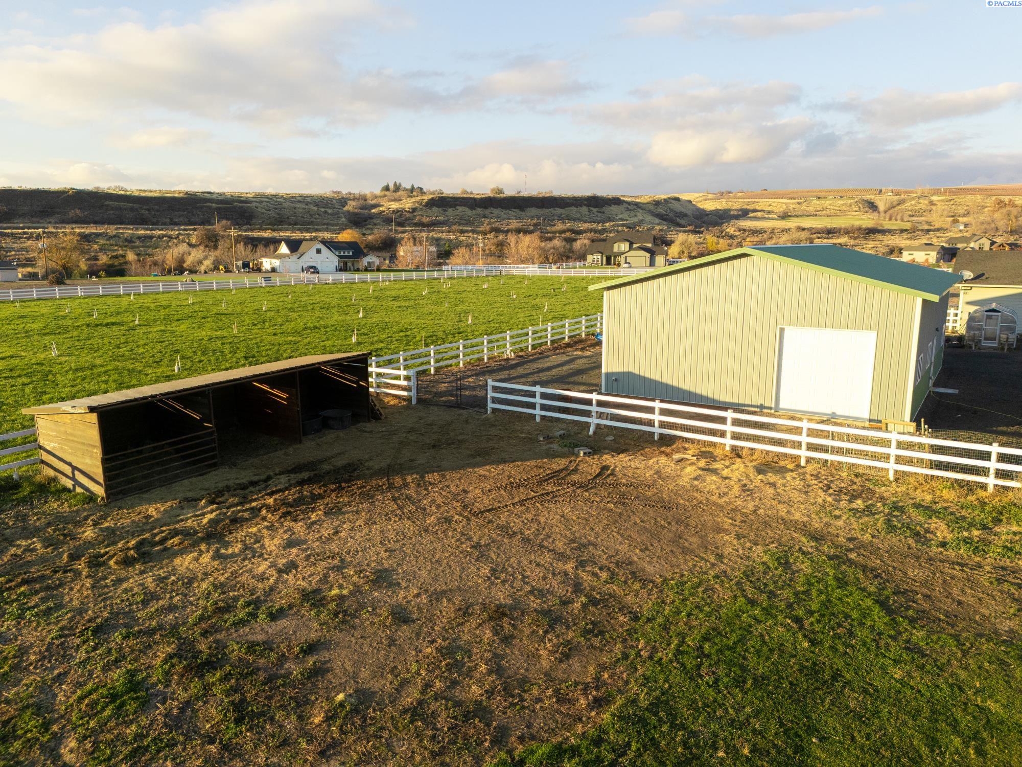 Prosser, Washington, 99350, United States, 3 Bedrooms Bedrooms, ,1 BathroomBathrooms,Residential,For Sale,1998379