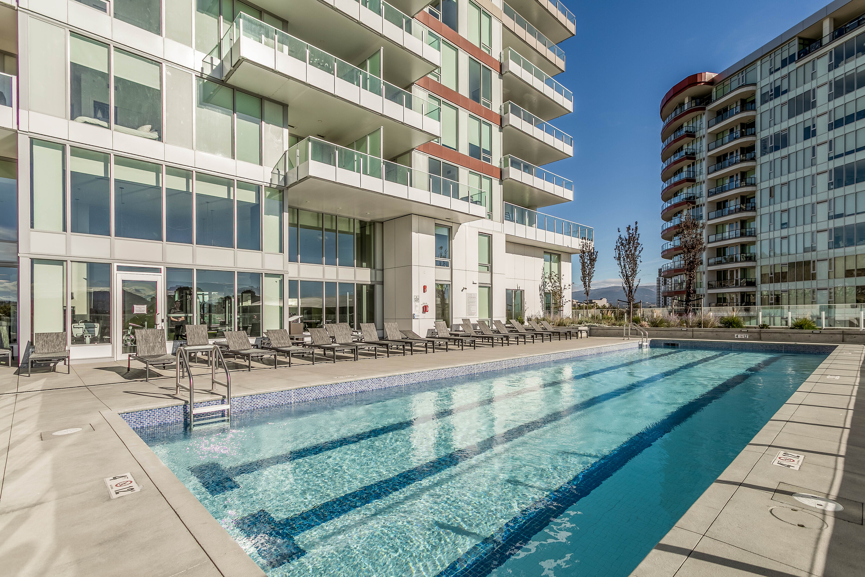  Unobstructed Views of the Lake - 物件實景