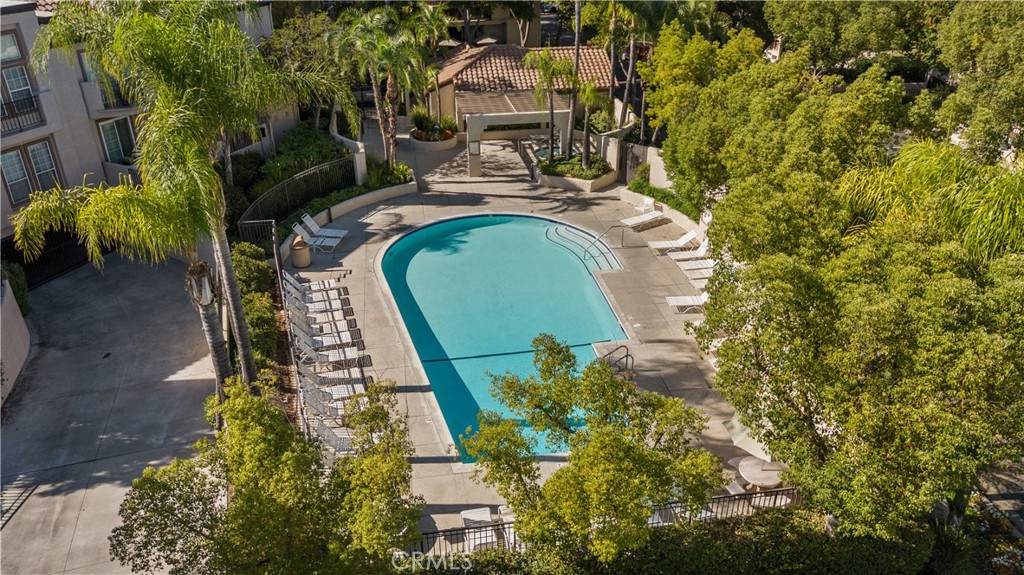 Valencia, California, 91355, United States, 2 Bedrooms Bedrooms, ,2 BathroomsBathrooms,Residential,For Sale,1937123