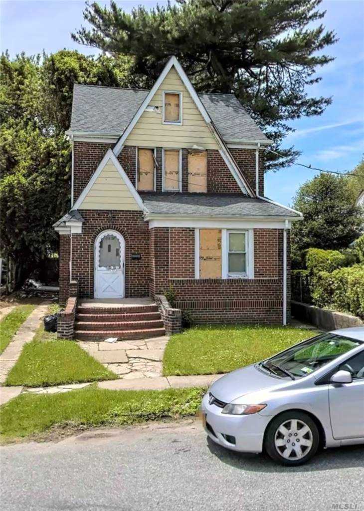 118-28 195th Street, St. Albans, New York, 11412, United States, 3 Bedrooms Bedrooms, ,2 BathroomsBathrooms,Residential,For Sale,118-28 195th Street,1433614