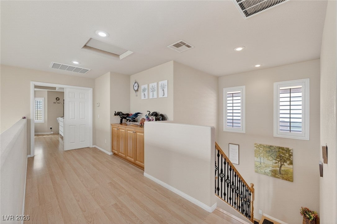 Las Vegas, Nevada, 89147, United States, 4 Bedrooms Bedrooms, ,4 BathroomsBathrooms,Residential,For Sale,2010417