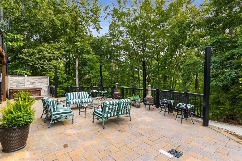 Gainesville, Georgia, 30506, United States, 4 Bedrooms Bedrooms, ,3 BathroomsBathrooms,Residential,For Sale,1737543