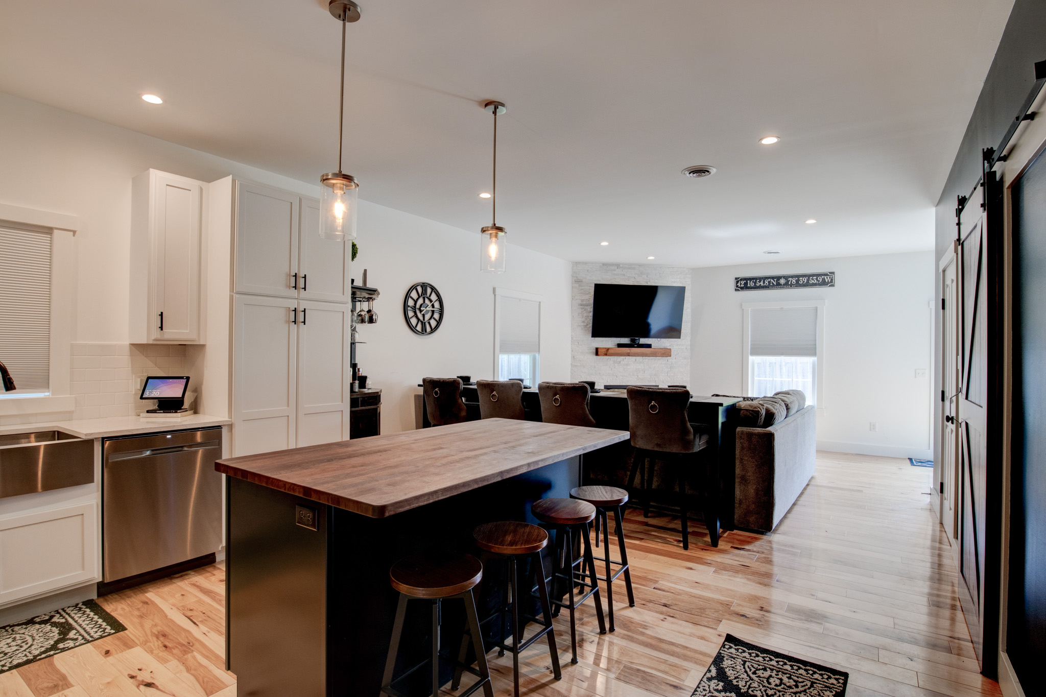 Ellicottville, New York, 14731, United States, 3 Bedrooms Bedrooms, ,3 BathroomsBathrooms,Residential,For Sale,1982914