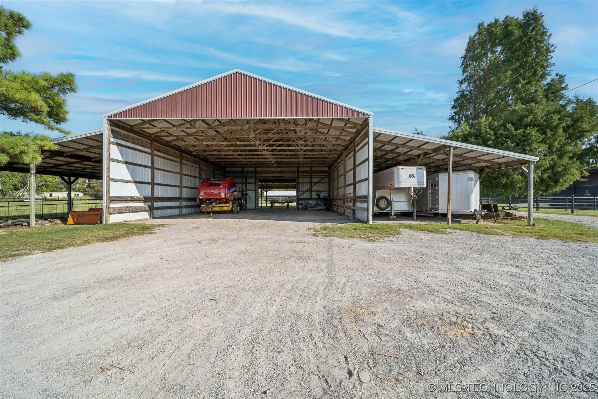 Mounds, Oklahoma, 74047, United States, 4 Bedrooms Bedrooms, ,6 BathroomsBathrooms,Residential,For Sale,1960960