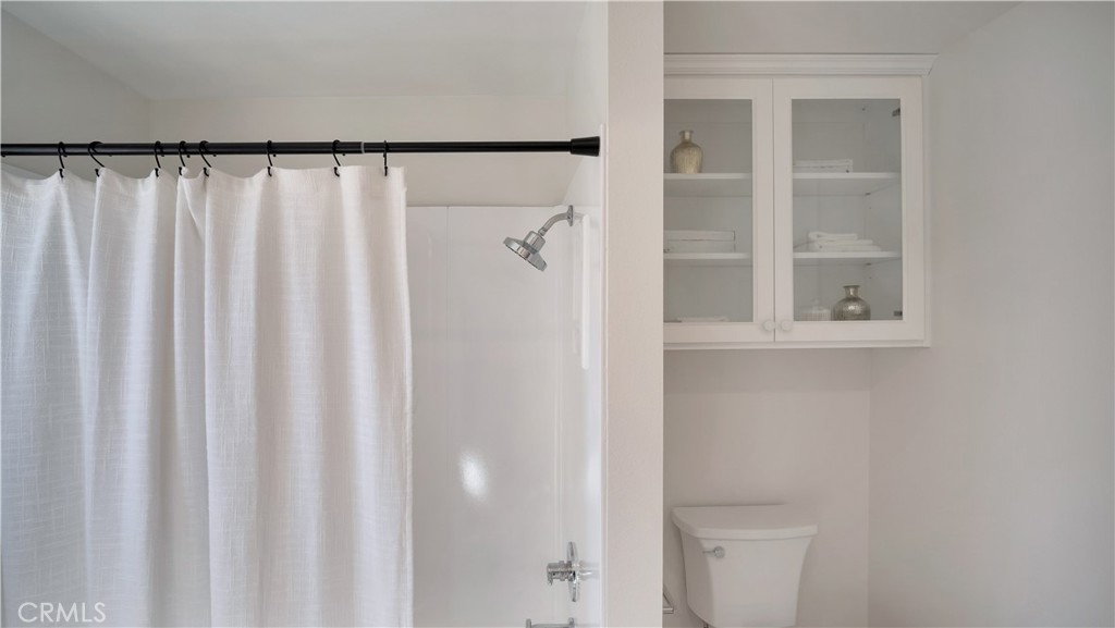 Lake Forest, California, 92630, United States, 4 Bedrooms Bedrooms, ,3 BathroomsBathrooms,Residential,For Sale,1987974