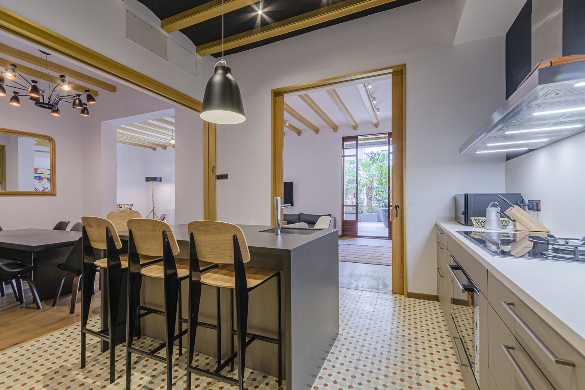  Renovated luxury house with terrace for sale in Eixample, Barcelona - 物件實景
