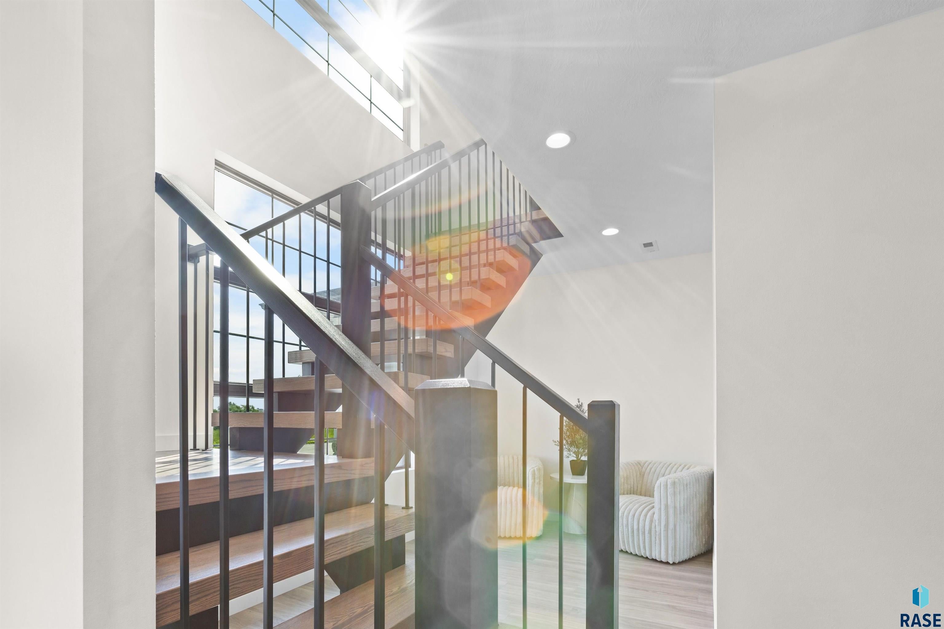 Rock Rapids, Iowa, 51246, United States, 5 Bedrooms Bedrooms, ,3 BathroomsBathrooms,Residential,For Sale,1957836