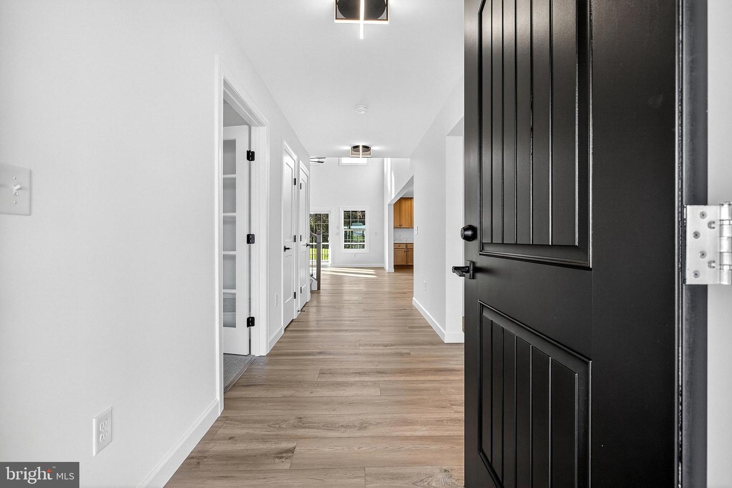 LINCOLN, Delaware, 19960, United States, 4 Bedrooms Bedrooms, ,4 BathroomsBathrooms,Residential,For Sale,1989943