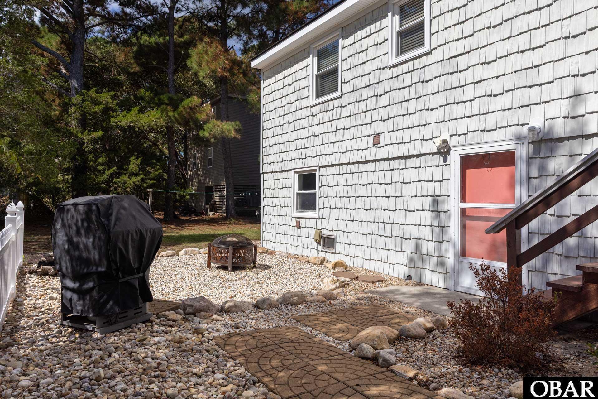 Kill Devil Hills, North Carolina, 27948, United States, 3 Bedrooms Bedrooms, ,2 BathroomsBathrooms,Residential,For Sale,1957535