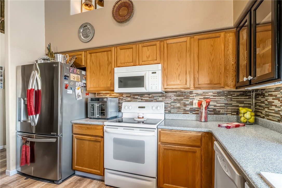 Bullhead City, Arizona, 86442, United States, 4 Bedrooms Bedrooms, ,2 BathroomsBathrooms,Residential,For Sale,1988926