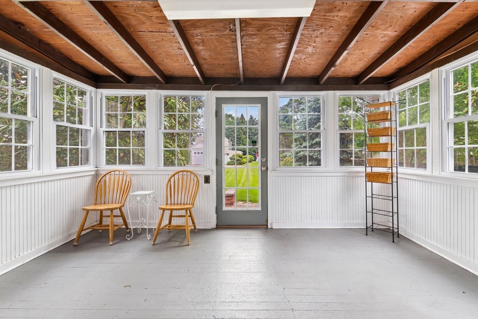 Bay Shore, New York, 11706, United States, 4 Bedrooms Bedrooms, ,3 BathroomsBathrooms,Residential,For Sale,1836669