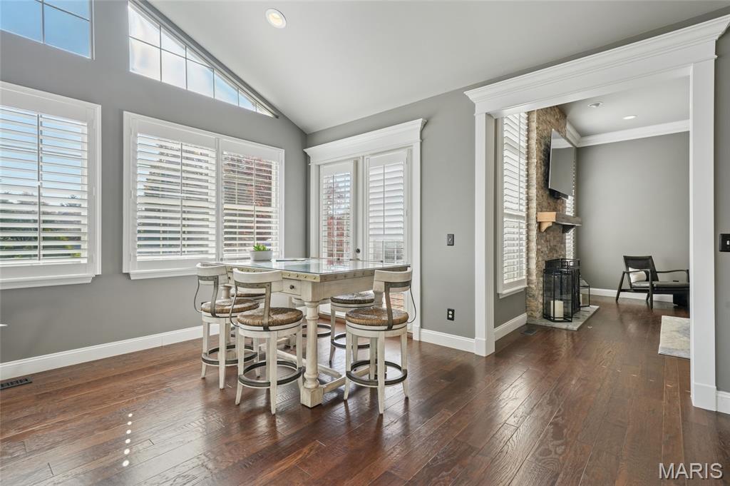 Ellisville, Missouri, 63021, United States, 3 Bedrooms Bedrooms, ,3 BathroomsBathrooms,Residential,For Sale,1988927