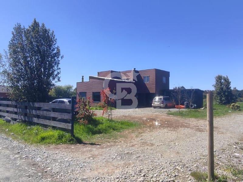 Puerto Varas, Chile, 4 Bedrooms Bedrooms, ,3 BathroomsBathrooms,Residential,For Sale,1969296