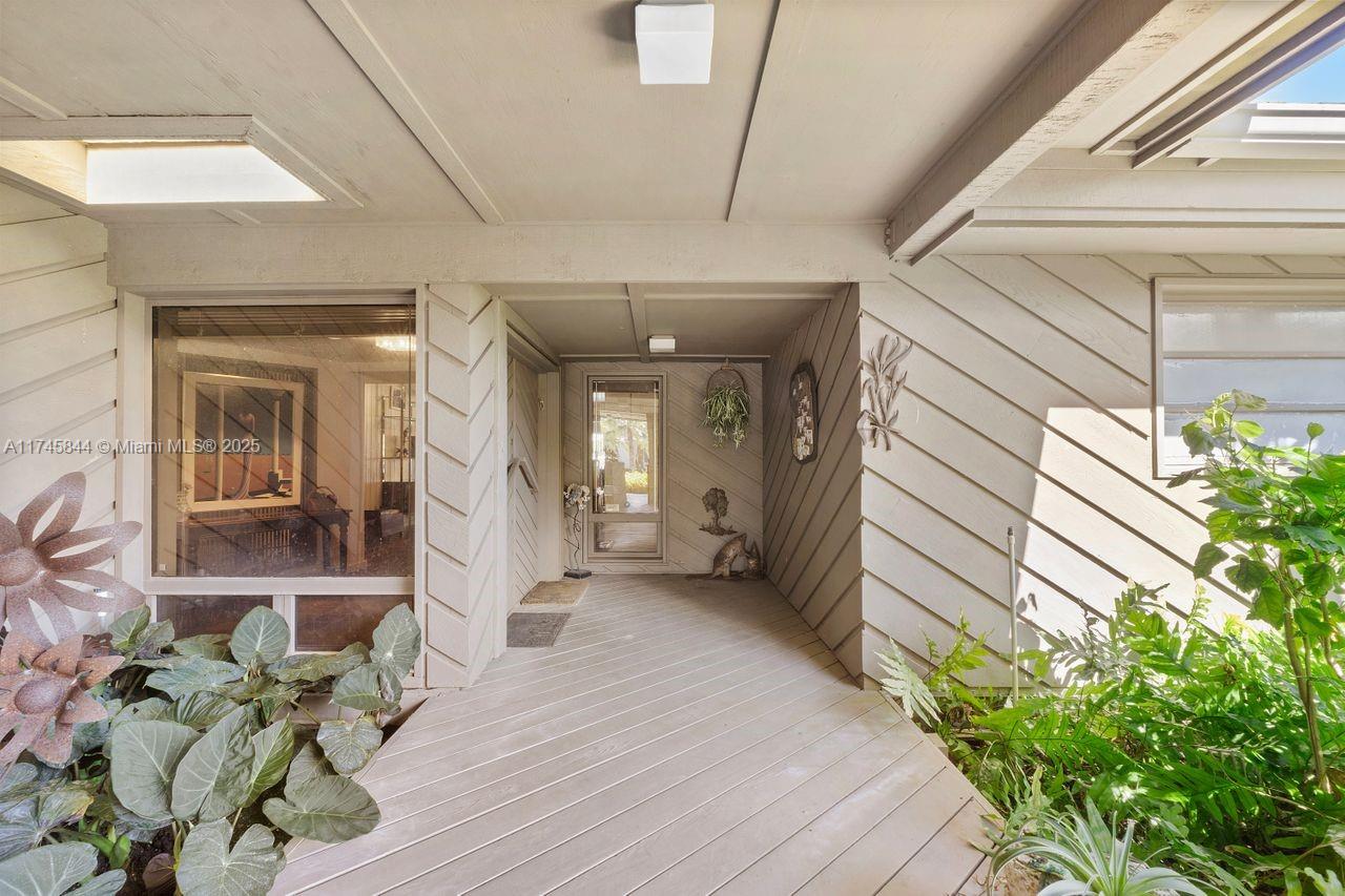 Miami Beach, Florida, 33141, United States, 4 Bedrooms Bedrooms, ,3 BathroomsBathrooms,Residential,For Sale,1711851