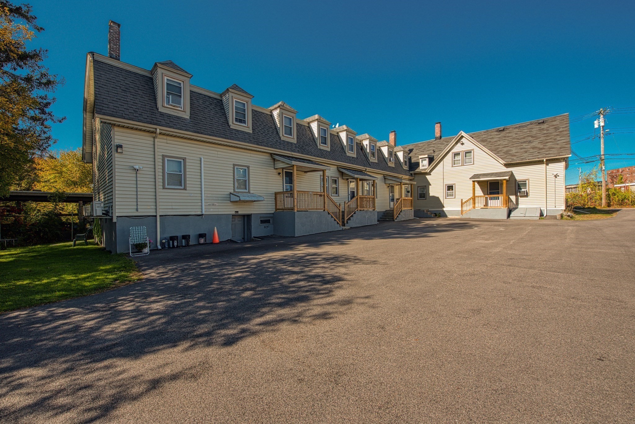 Taunton, Massachusetts, 02780, United States, 12 Bedrooms Bedrooms, ,5 BathroomsBathrooms,Residential,For Sale,1975385