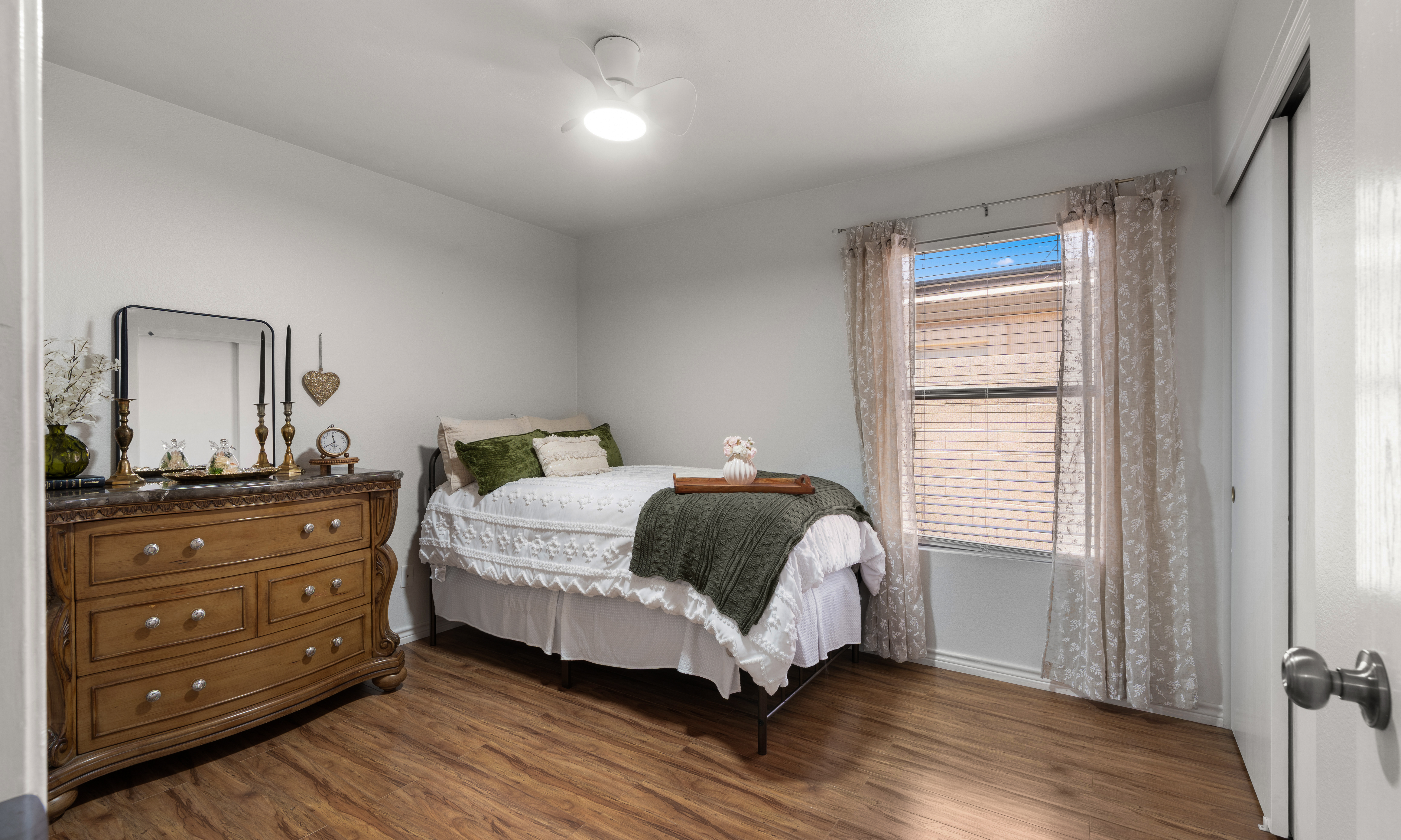  4820 E Melinda Ln¦Phoenix, AZ - 物件實景