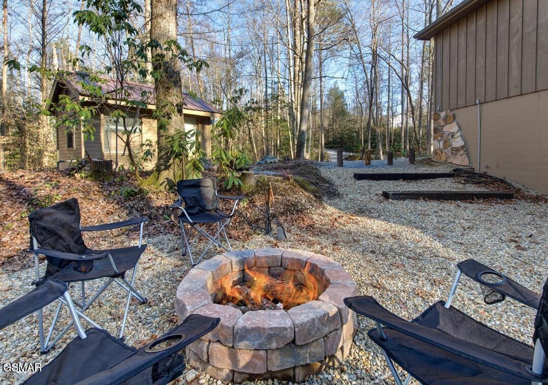 Cosby, Tennessee, 37722, United States, 3 Bedrooms Bedrooms, ,4 BathroomsBathrooms,Residential,For Sale,2036107