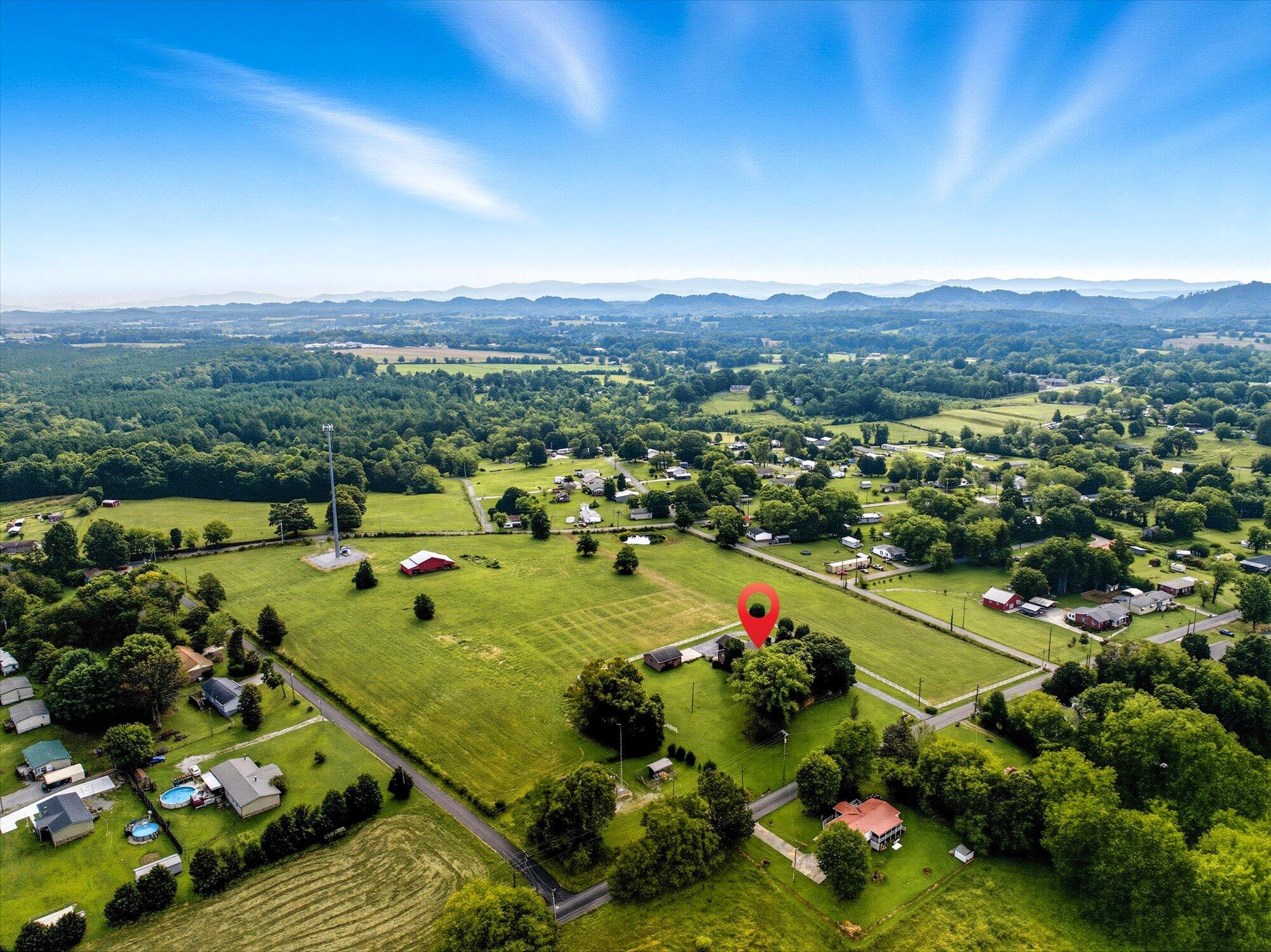 Englewood, Tennessee, 37329, United States, 3 Bedrooms Bedrooms, ,3 BathroomsBathrooms,Residential,For Sale,1976055