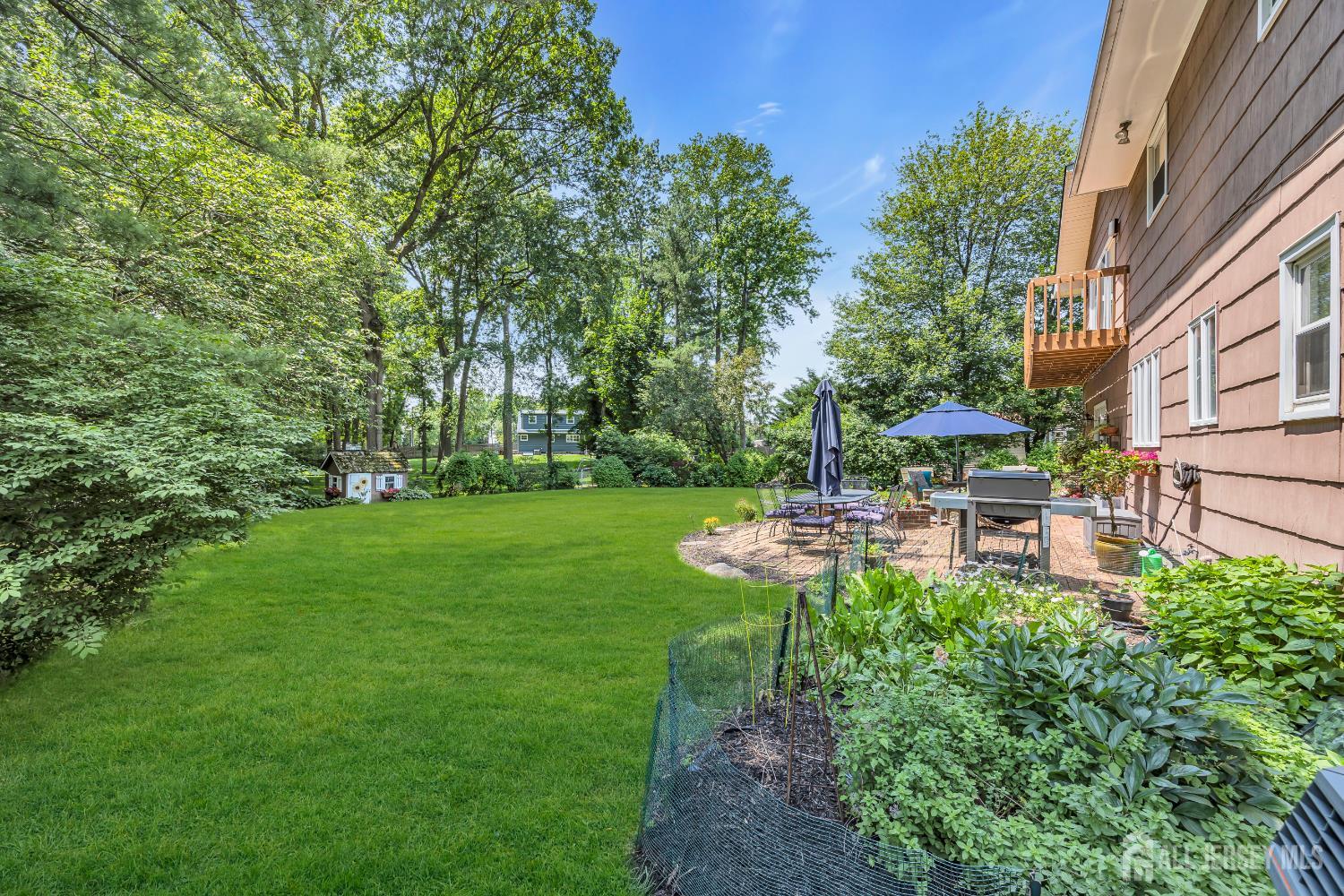 East Brunswick, New Jersey, 08816, United States, 5 Bedrooms Bedrooms, ,5 BathroomsBathrooms,Residential,For Sale,1850220