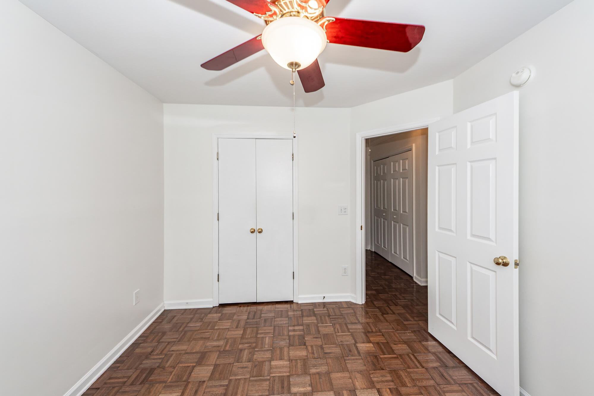 Mount Pleasant, South Carolina, 29466, United States, 3 Bedrooms Bedrooms, ,2 BathroomsBathrooms,Residential,For Sale,1743207