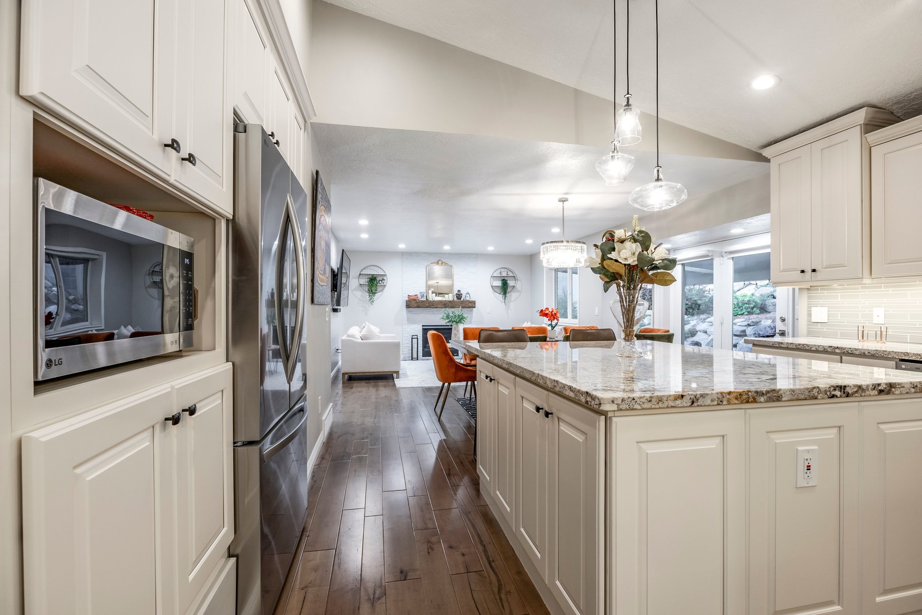  Farmington Rambler on Private Half-Acre with Incredible Views - 物件實景