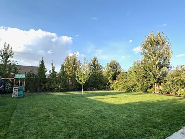 Redmond, Oregon, 97756, United States, 4 Bedrooms Bedrooms, ,3 BathroomsBathrooms,Residential,For Sale,1931371