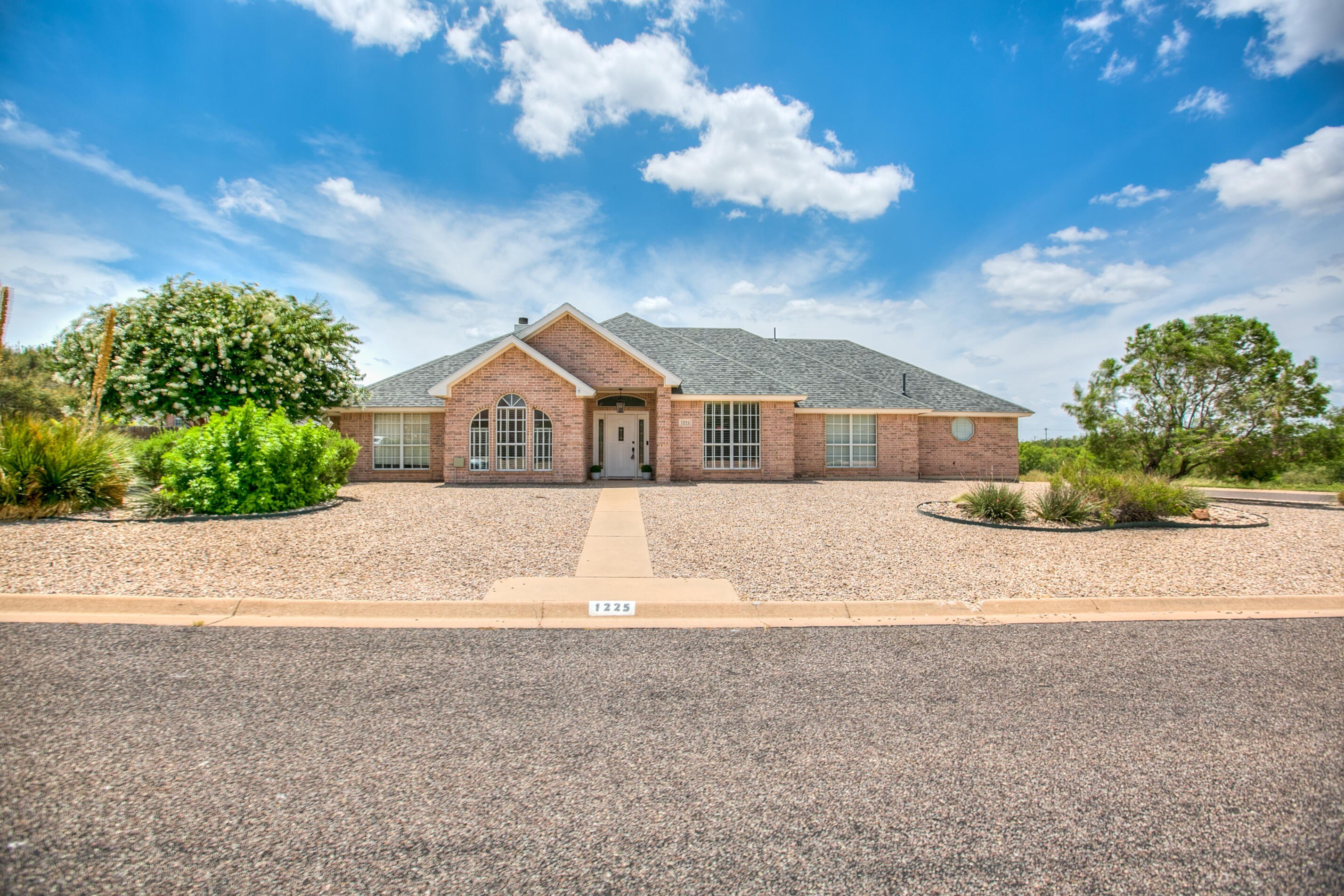 Avondale Ave, San Angelo, TX 76901 #1