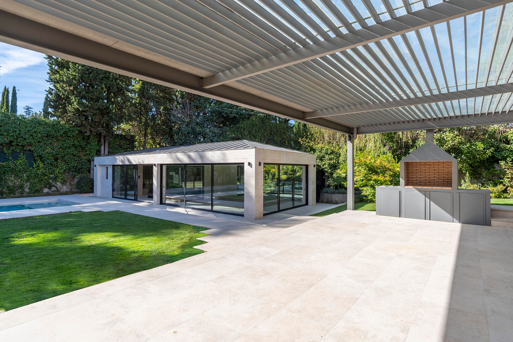  Contemporary villa with exceptional privacy in La Moraleja - 物件實景