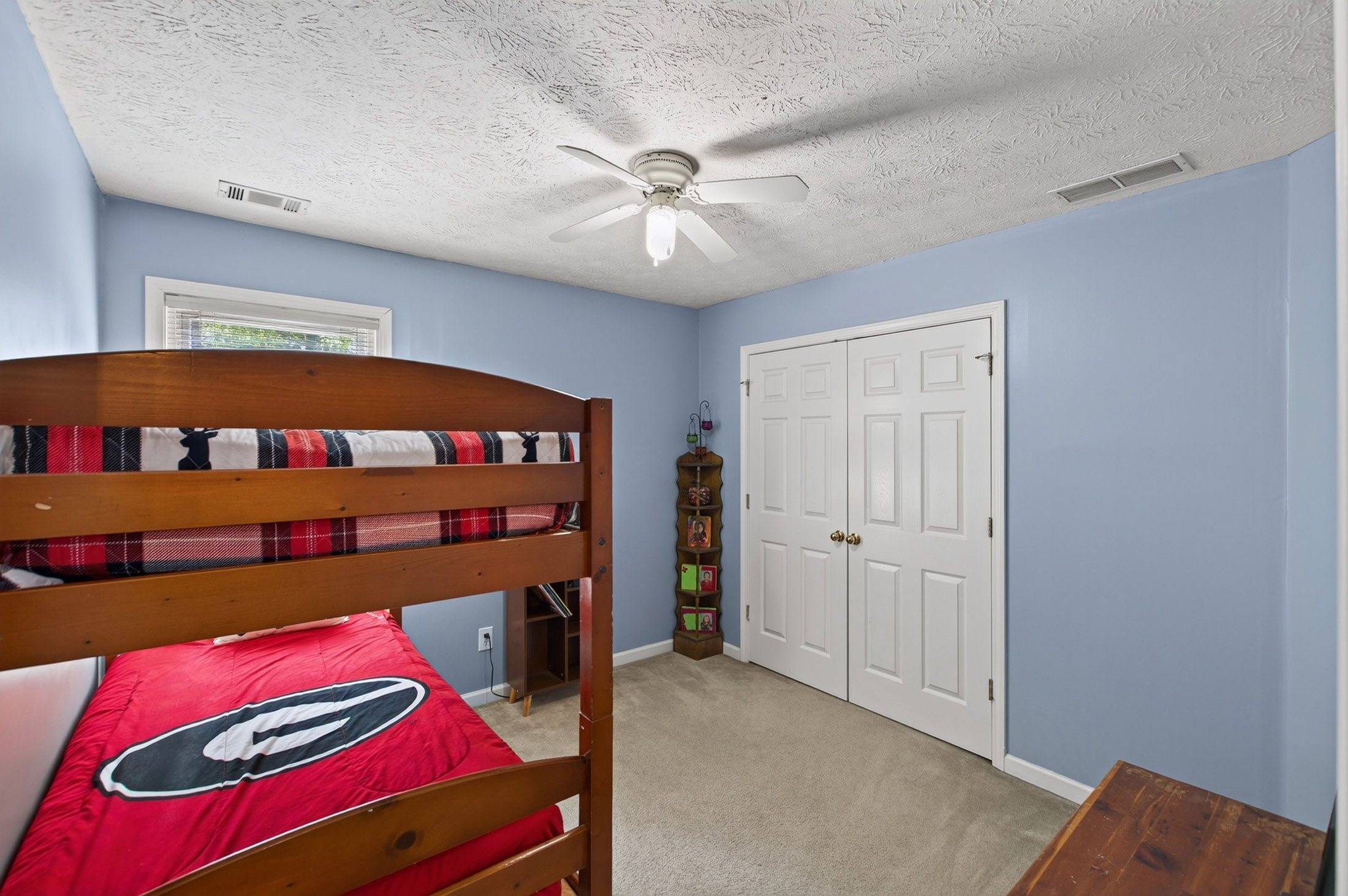  Charming Home on an Expansive 2.8+/- Acre Corner Lot - 物件實景
