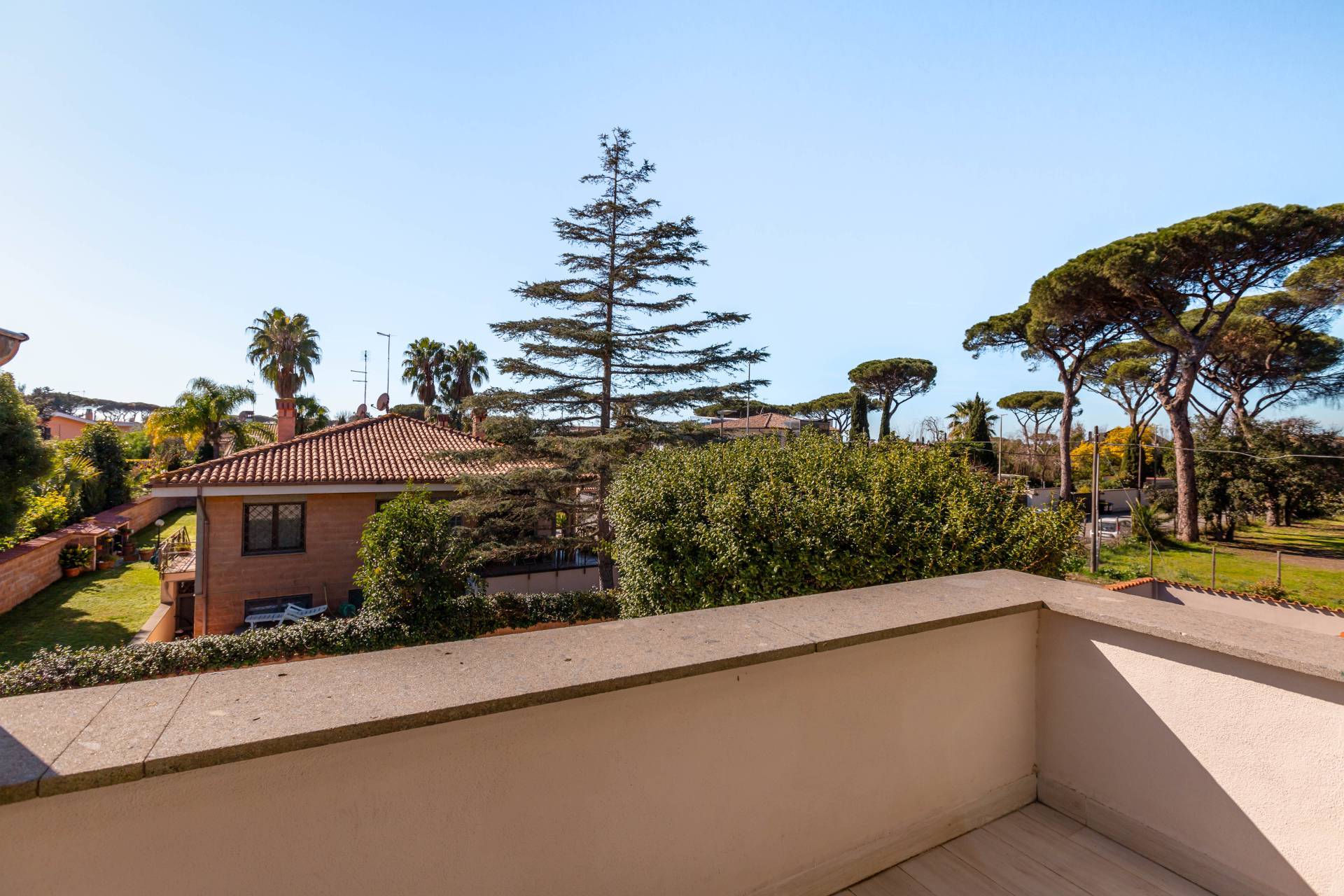 Roma, Roma, 00100, IT, 6 Bedrooms Bedrooms, ,5 BathroomsBathrooms,Residential,For Sale,1941968