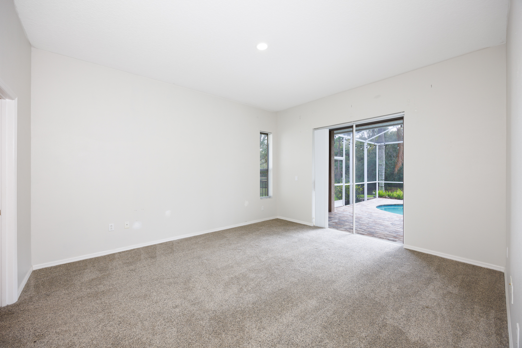 Tampa, Florida, 33647, United States, 4 Bedrooms Bedrooms, ,3 BathroomsBathrooms,Residential,For Sale,1982962