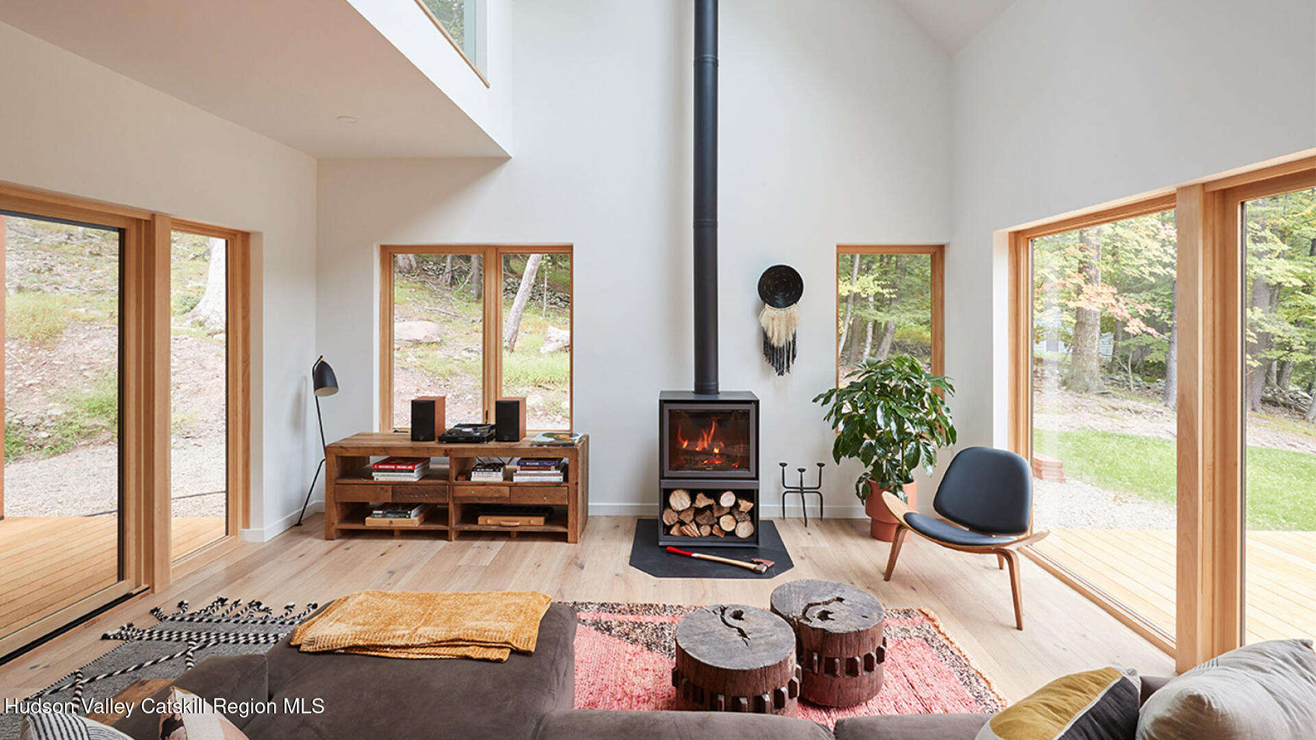 Woodstock, New York, 12498, United States, 3 Bedrooms Bedrooms, ,2 BathroomsBathrooms,Residential,For Sale,1850137