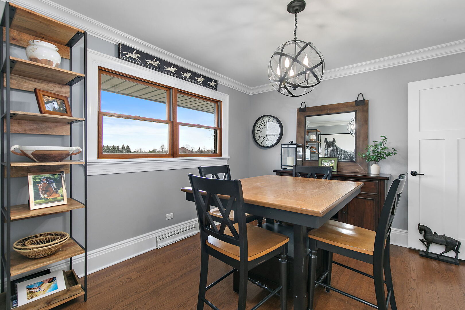 Mundelein, Illinois, 60060, United States, 2 Bedrooms Bedrooms, ,3 BathroomsBathrooms,Residential,For Sale,2010290