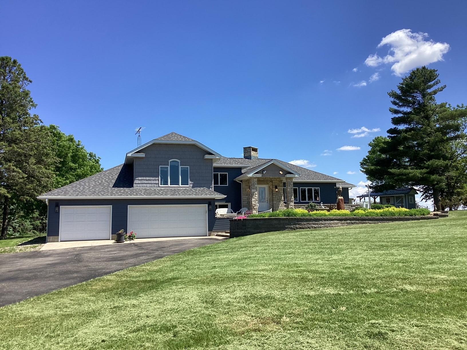 Alden, Minnesota, 56009, United States, 4 Bedrooms Bedrooms, ,1 BathroomBathrooms,Residential,For Sale,1920327