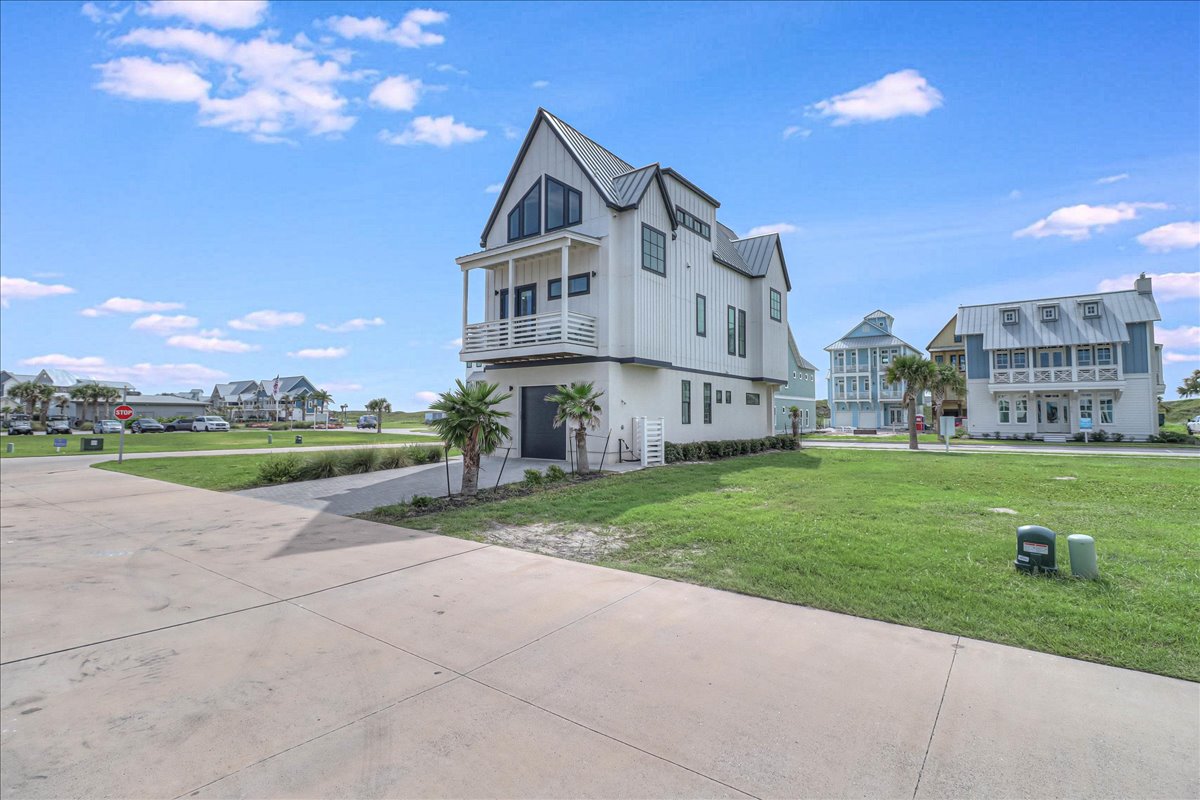 Port Aransas, Texas, 78373, United States, 3 Bedrooms Bedrooms, ,3 BathroomsBathrooms,Residential,For Sale,1979271