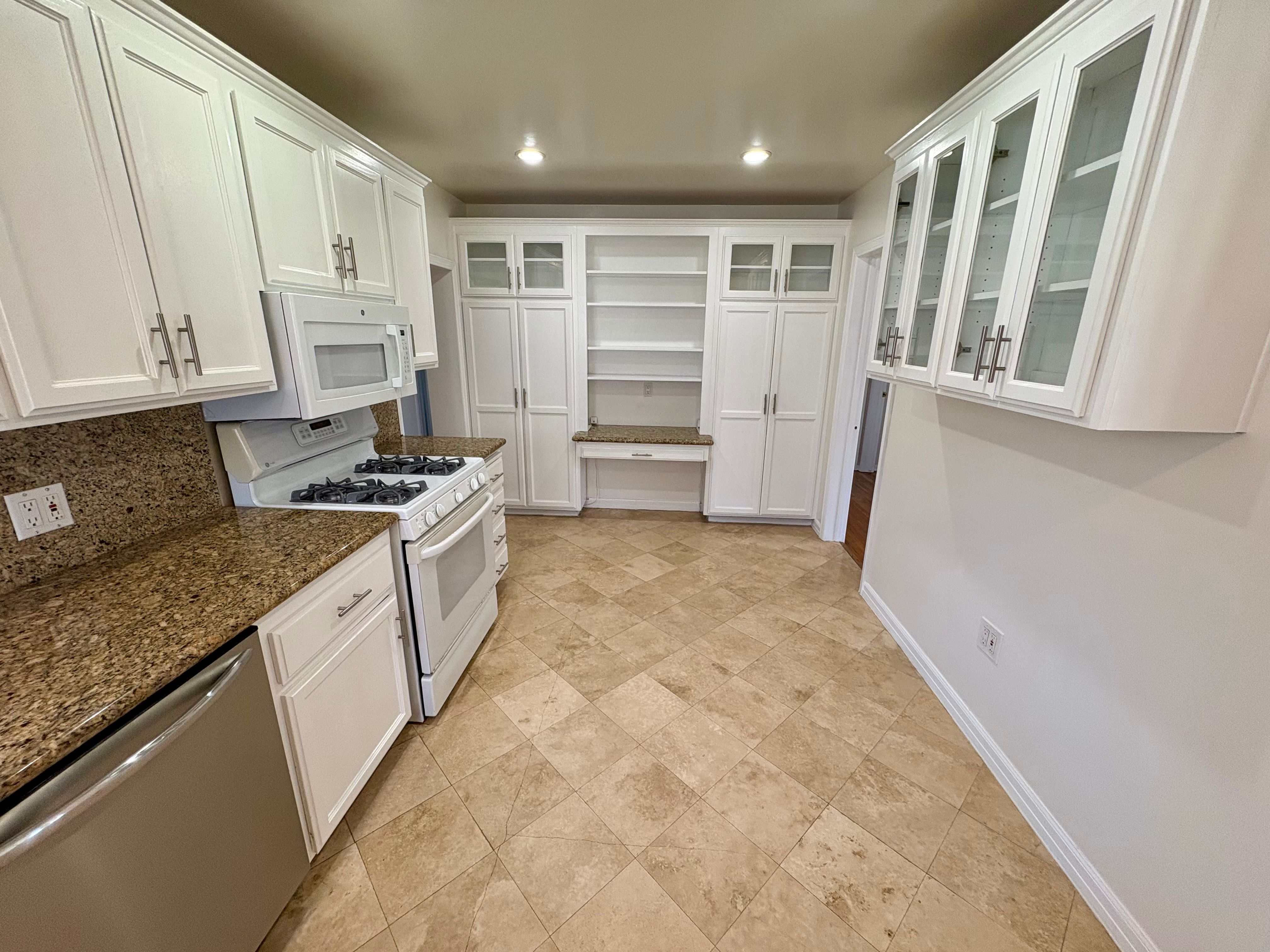  2000 Harkness Street, Manhattan Beach, CA 90266 - 物件實景