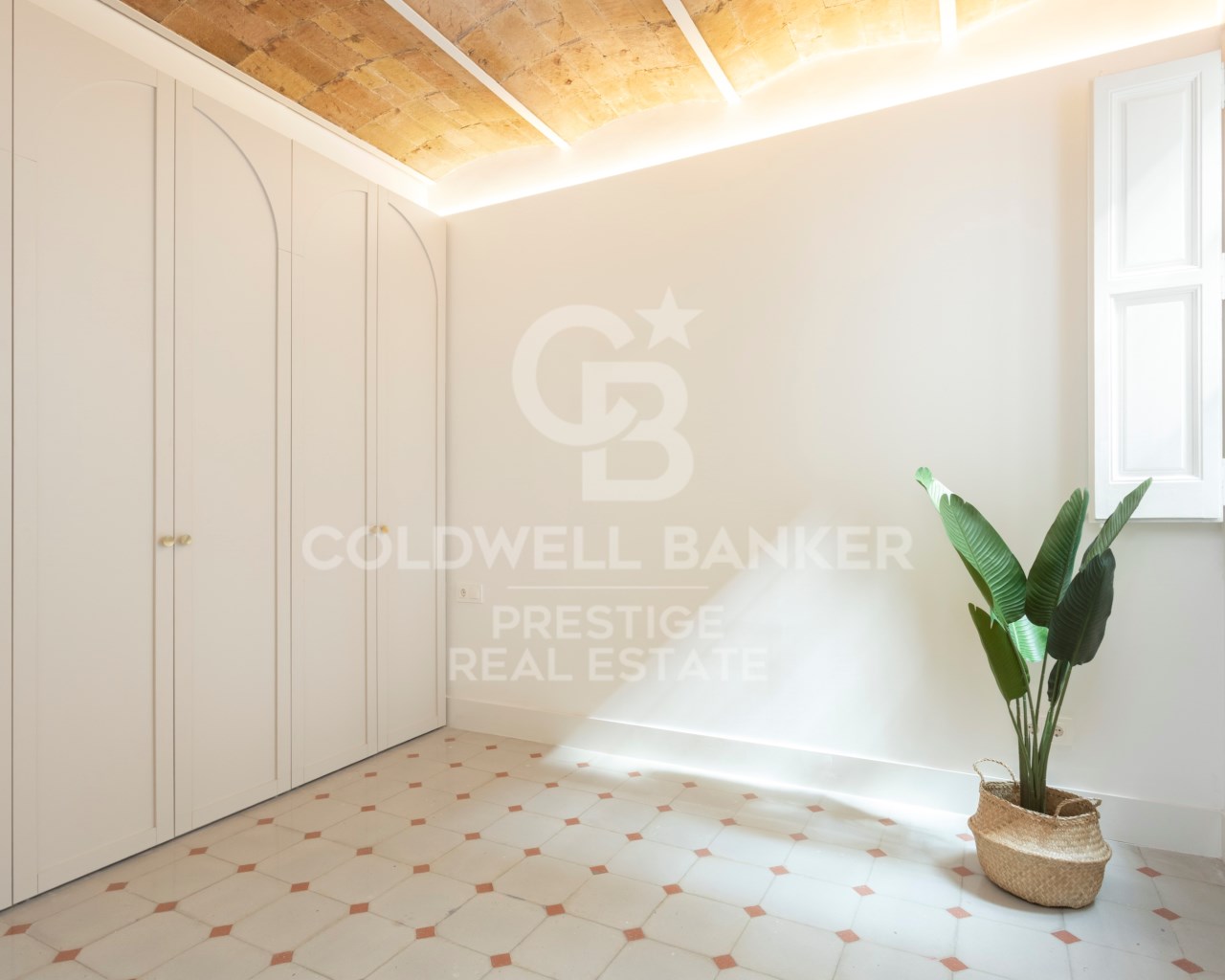 Barcelona, Catalonia, ES, 3 Bedrooms Bedrooms, ,2 BathroomsBathrooms,Residential,For Sale,1794686