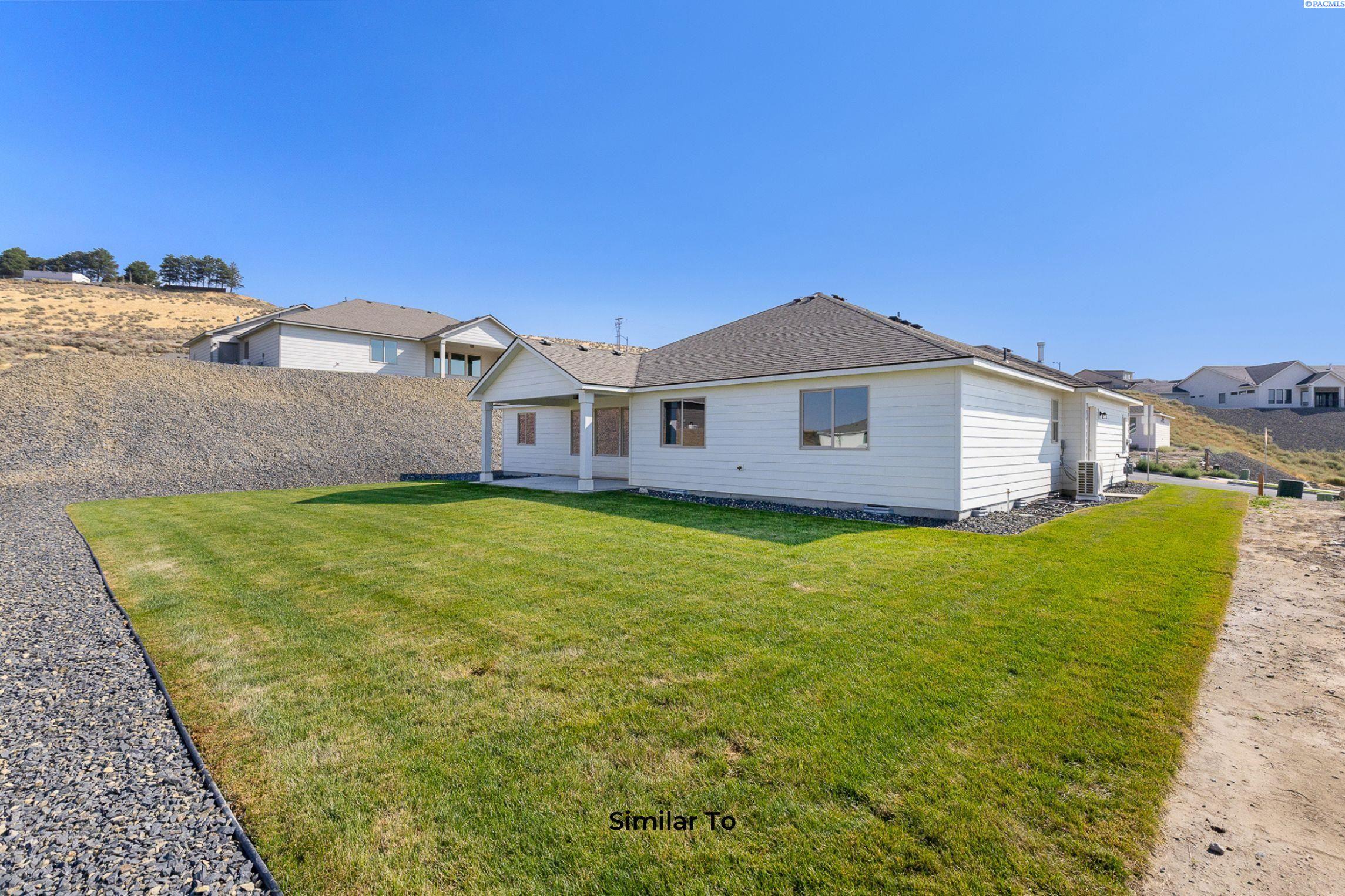 Kennewick, Washington, 99338, United States, 4 Bedrooms Bedrooms, ,1 BathroomBathrooms,Residential,For Sale,1959193