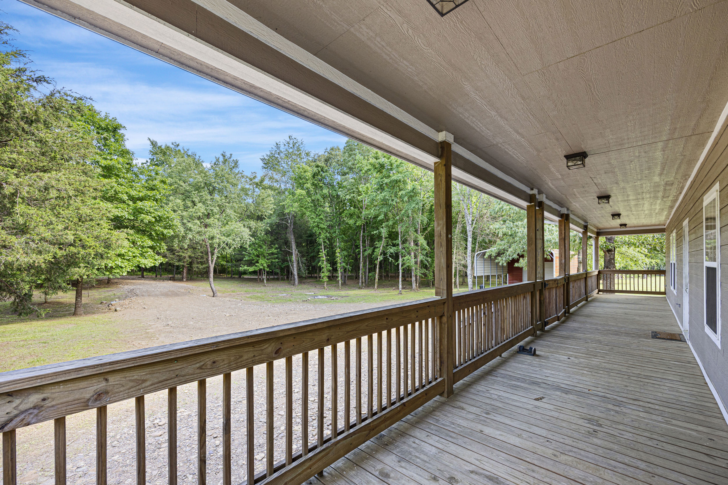 Pettigrew, Arkansas, 72752, United States, 5 Bedrooms Bedrooms, ,4 BathroomsBathrooms,Residential,For Sale,1826540