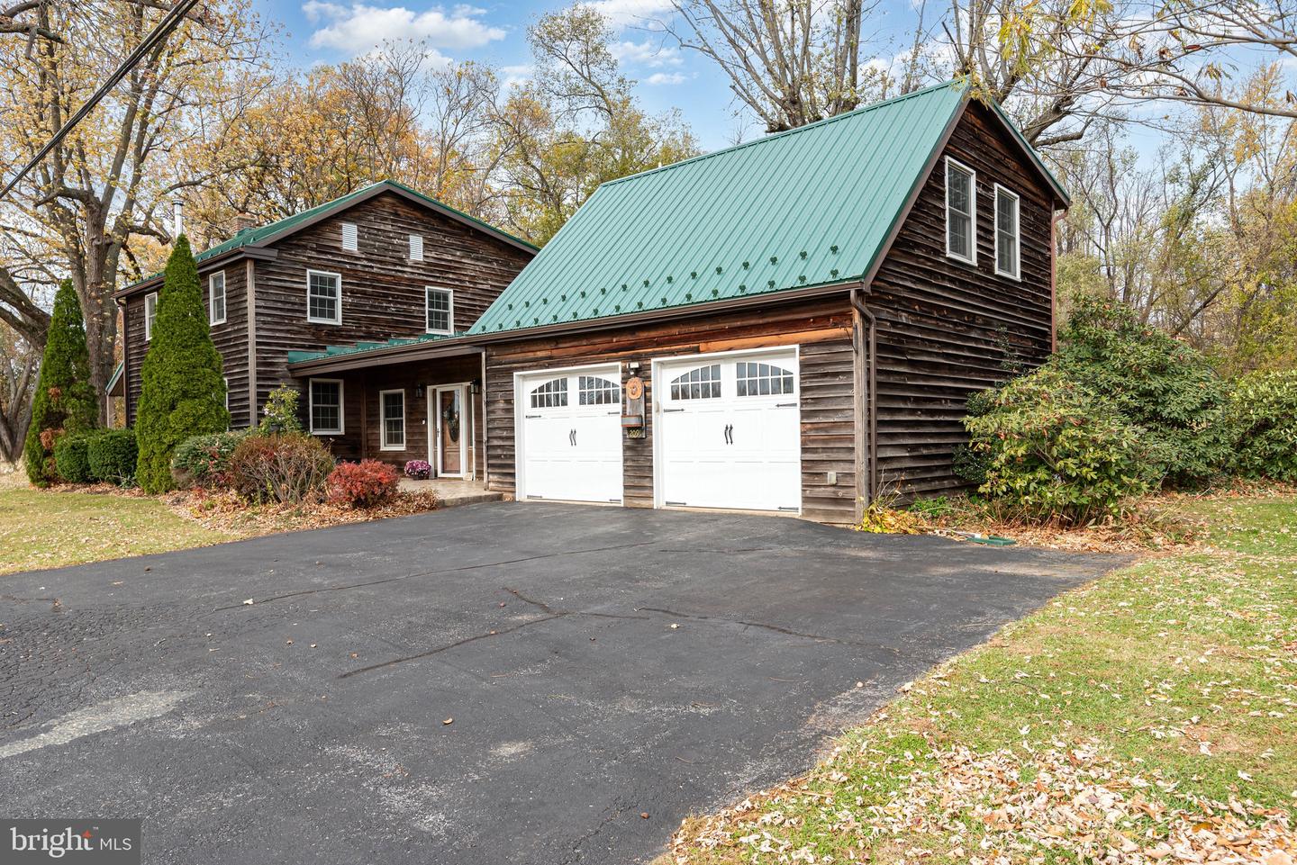 Mechanicsburg, Pennsylvania, 17055, United States, 4 Bedrooms Bedrooms, ,4 BathroomsBathrooms,Residential,For Sale,1991267