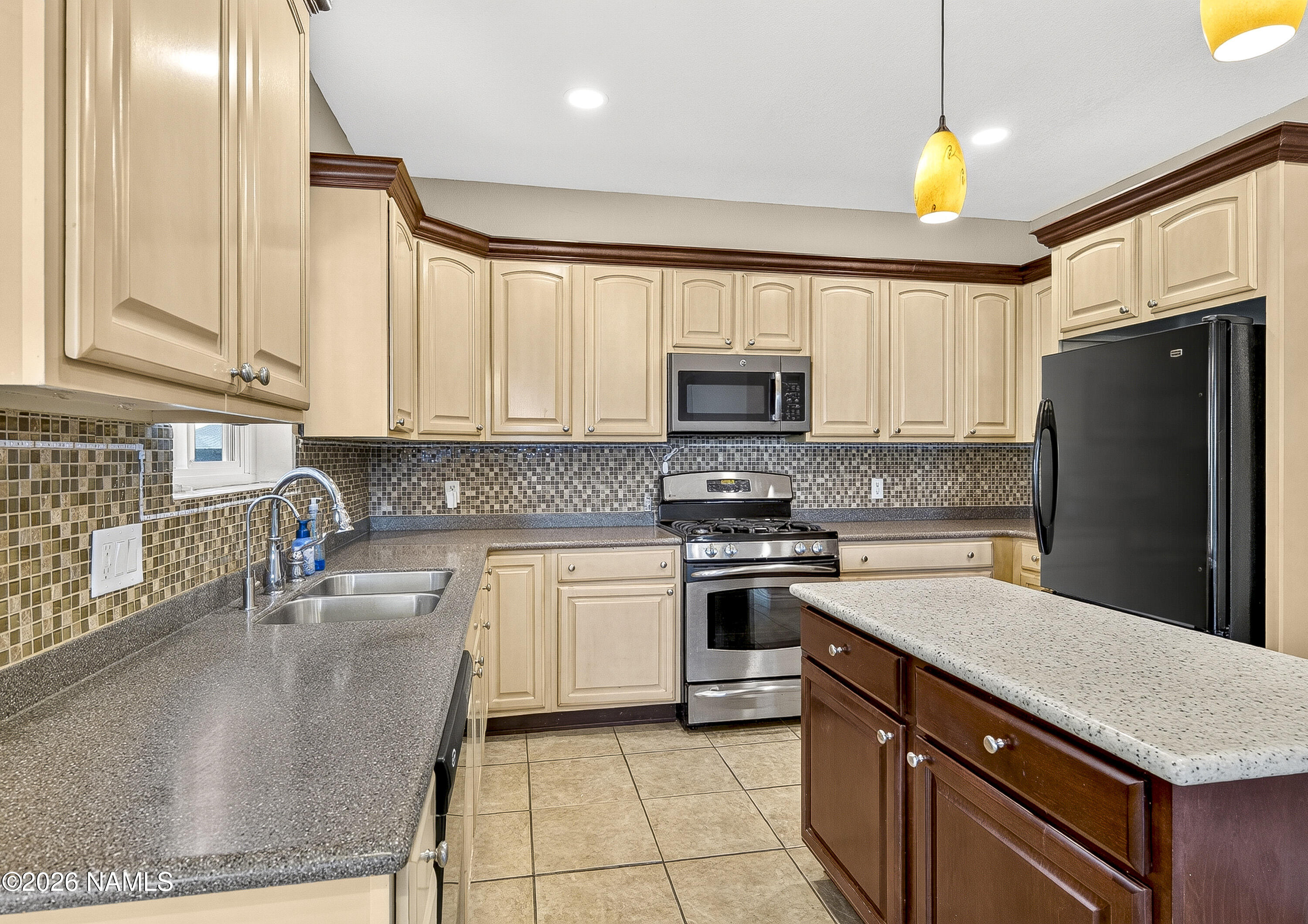  1914 Round House Drive, Winslow, AZ, 86047 - 物件實景
