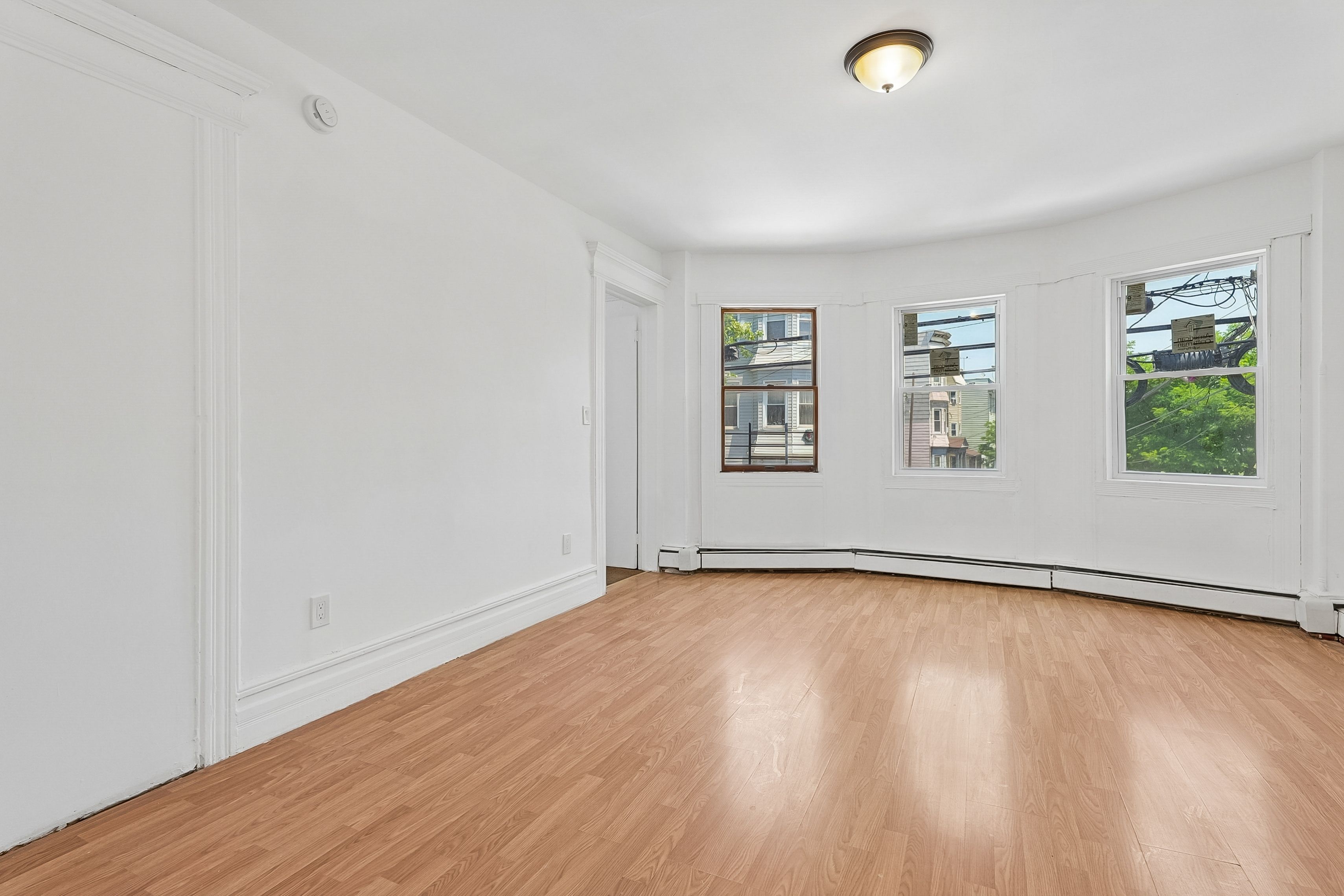  55 Hawkins Street, Newark, NJ 07105 - 物件實景