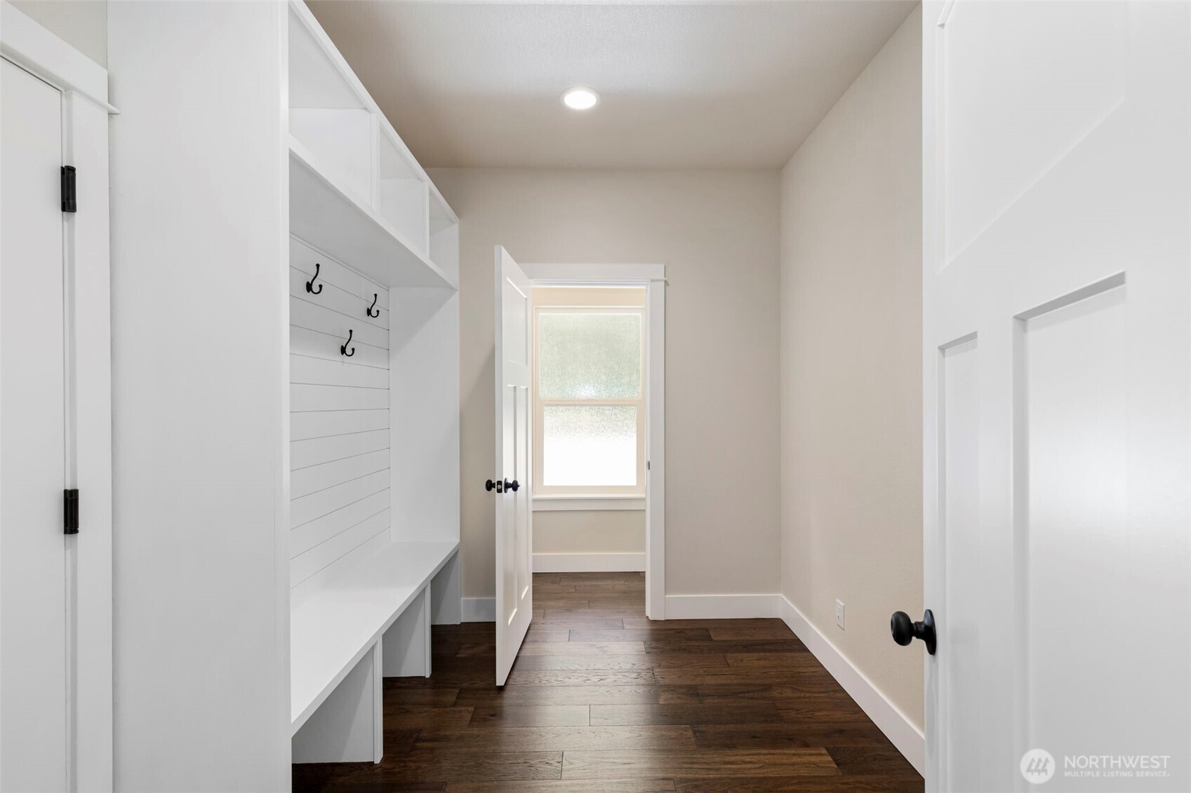 Hansville, Washington, 98340, United States, 3 Bedrooms Bedrooms, ,2 BathroomsBathrooms,Residential,For Sale,1839111