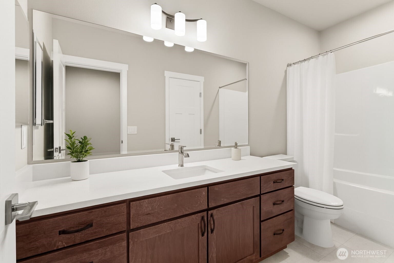 Tumwater, Washington, 98512, United States, 3 Bedrooms Bedrooms, ,2 BathroomsBathrooms,Residential,For Sale,1998872