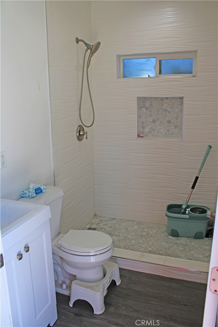 North Hills, California, 91343, United States, 4 Bedrooms Bedrooms, ,3 BathroomsBathrooms,Residential,For Sale,1990989