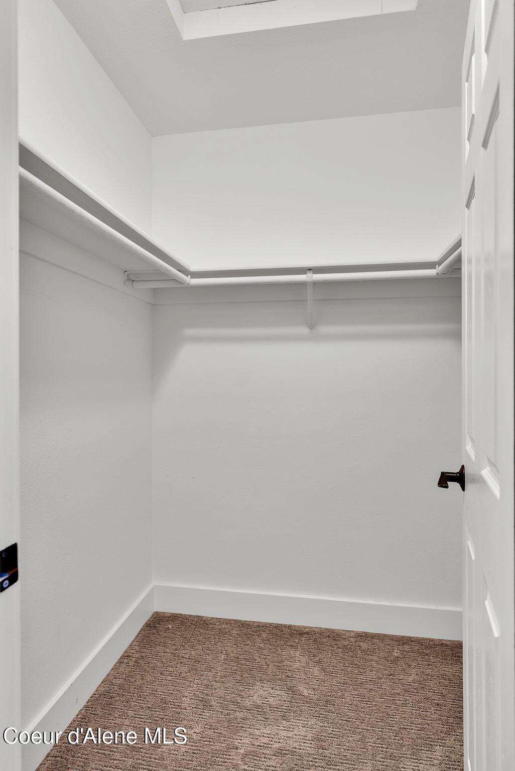 Coeur D'alene, Idaho, 83815, United States, 3 Bedrooms Bedrooms, ,2 BathroomsBathrooms,Residential,For Sale,1965651