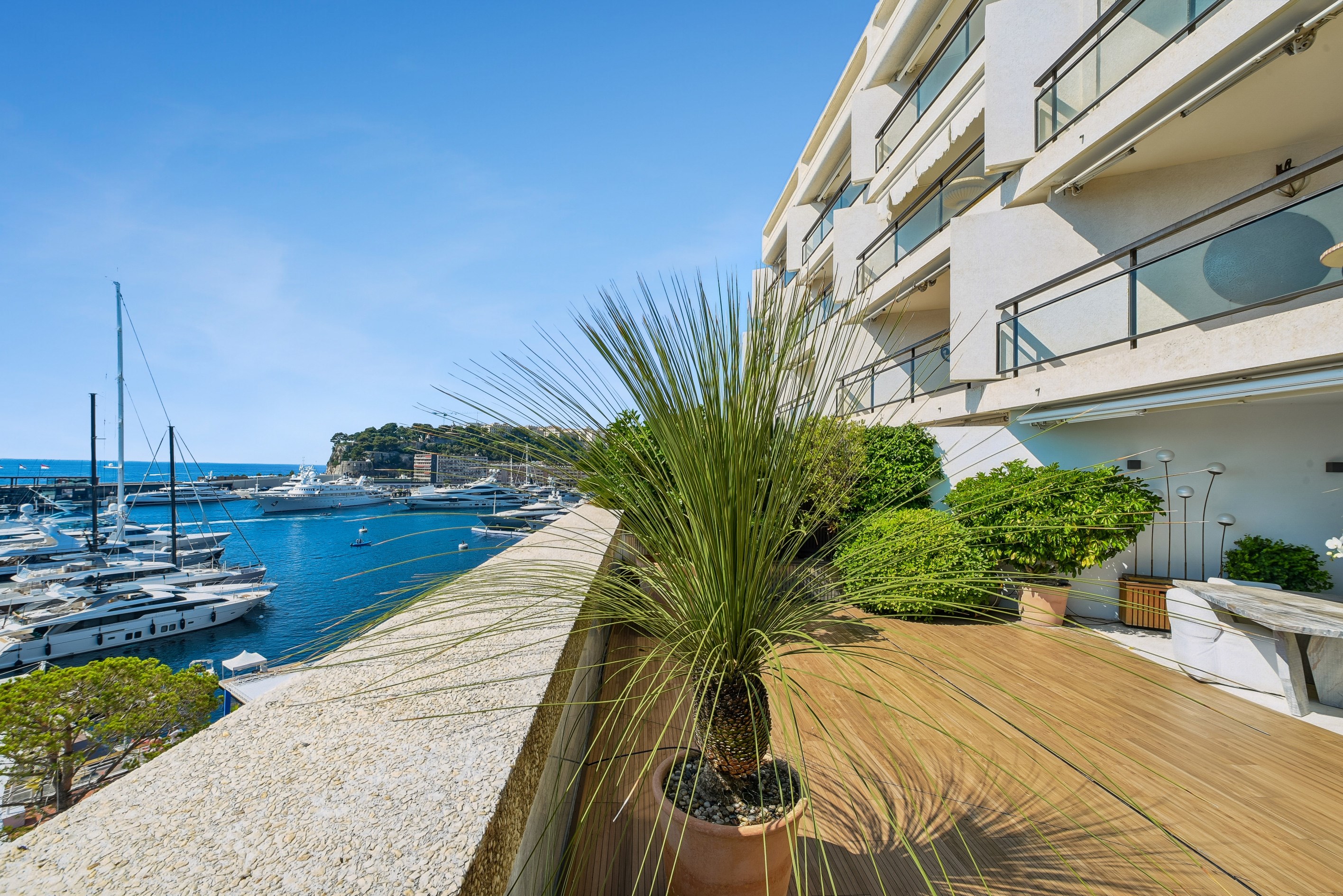  Monte-Carlo Star – Magnificent 4-room duplex with sea view – Carré d