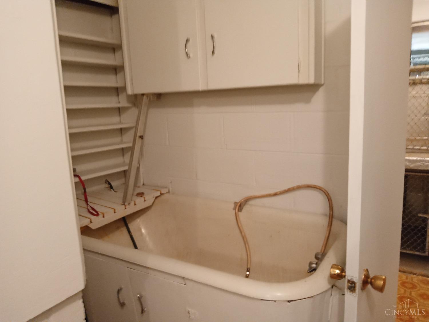 663 N Cherry Street, Germantown, Ohio, 45327, United States, 3 Bedrooms Bedrooms, ,2 BathroomsBathrooms,Residential,For Sale,663 N Cherry Street ,1656225