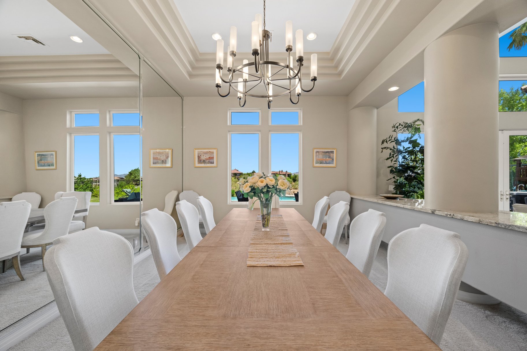  Grand Queensridge Estate on Nearly an Acre with Private Resort-Style Grounds - 物件實景